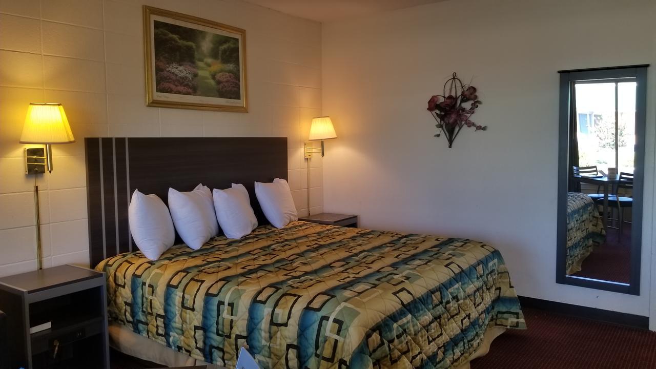 Scottish Inns Mcminnville Buitenkant foto